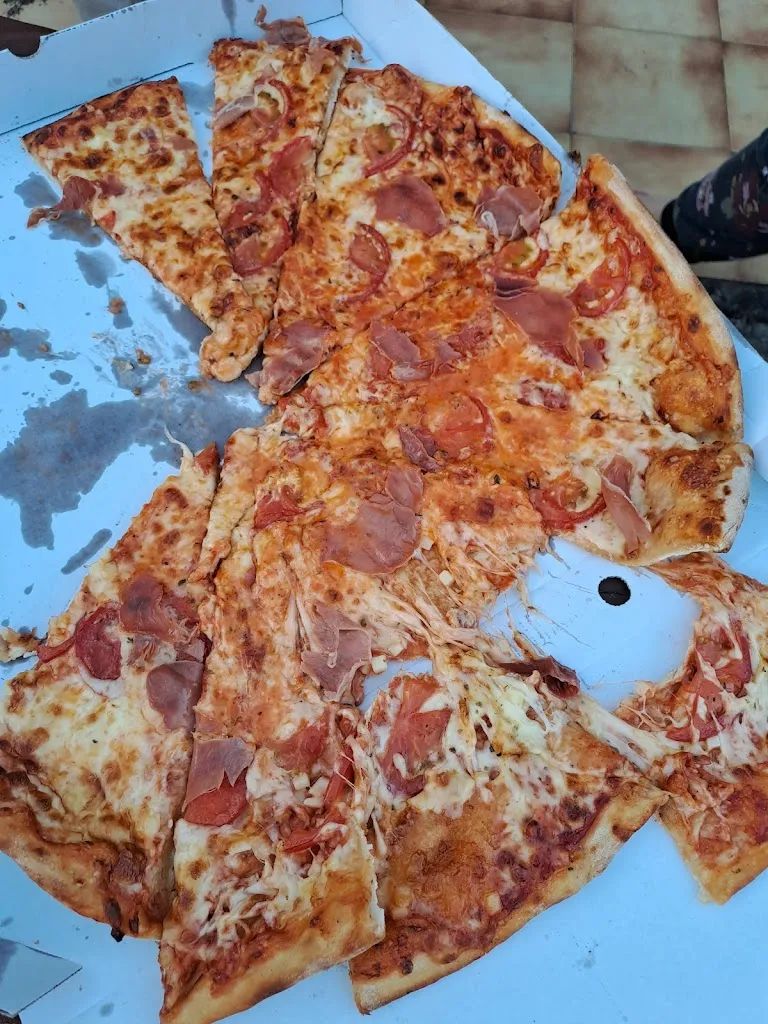 Menu_Pizzeria Hassan Carral_Carral_image_1