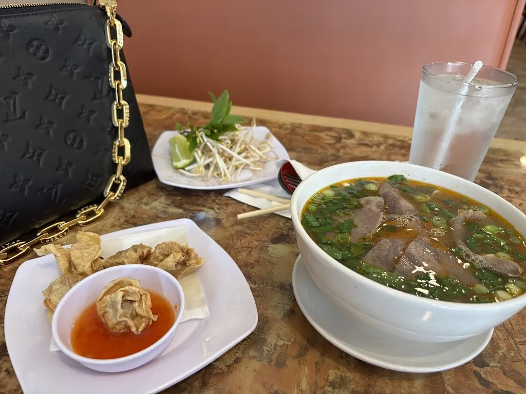 Sunny isles_Pho Saigon Punta Gorda_Puntagorda_review