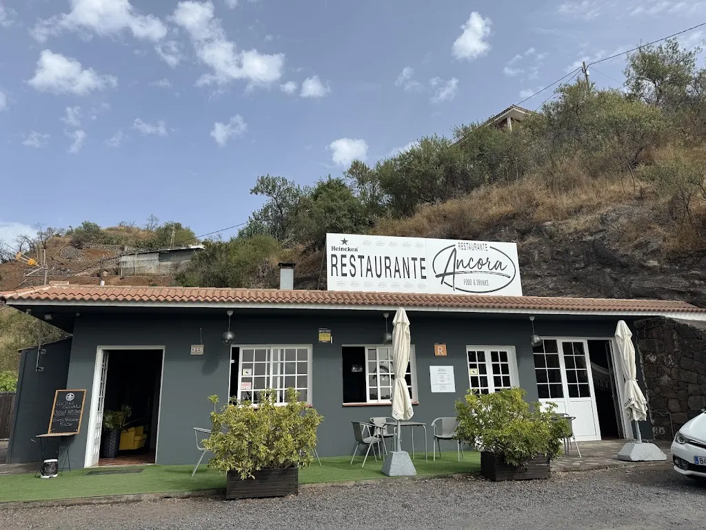 Ristorante Ancora_Puntagorda_slider_image_1