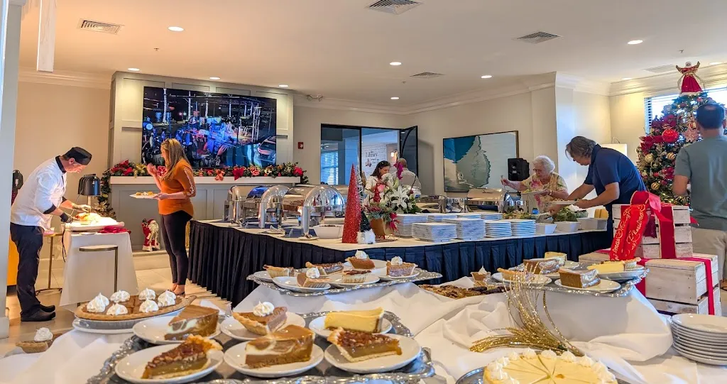 Spinnaker Bar and Patio Dining_Puntagorda_slider_image_1