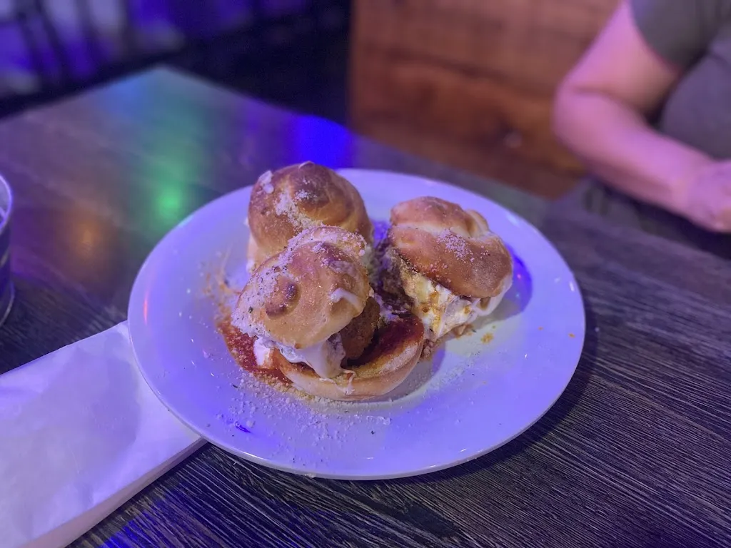 Fig_Pioneers Pizza Punta Gorda_Puntagorda_review