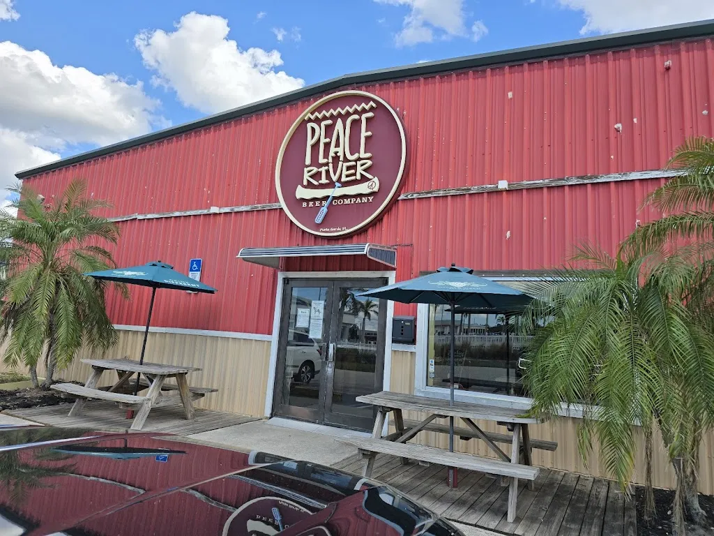 Peace River Beer Company restaurant in Puntagorda