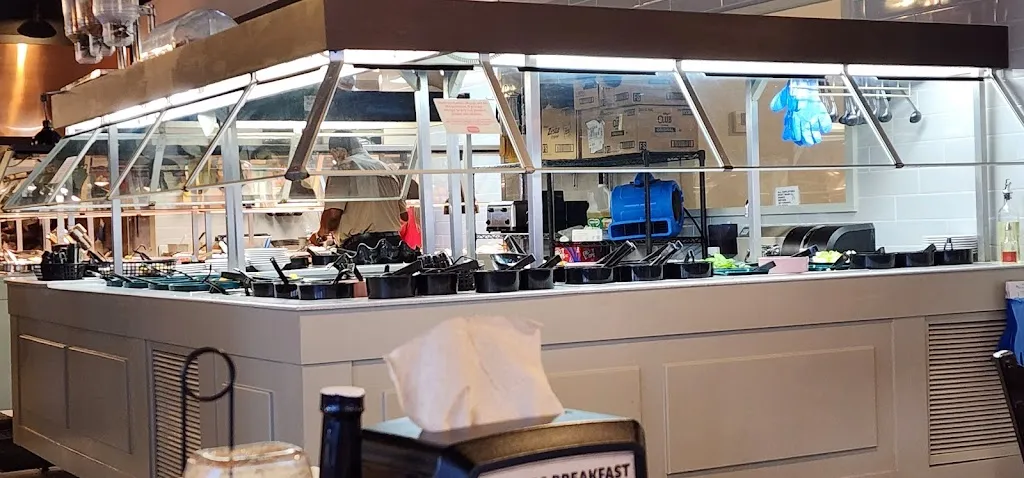 Tony Robinson_Golden Corral Buffet & Grill_Puntagorda_review