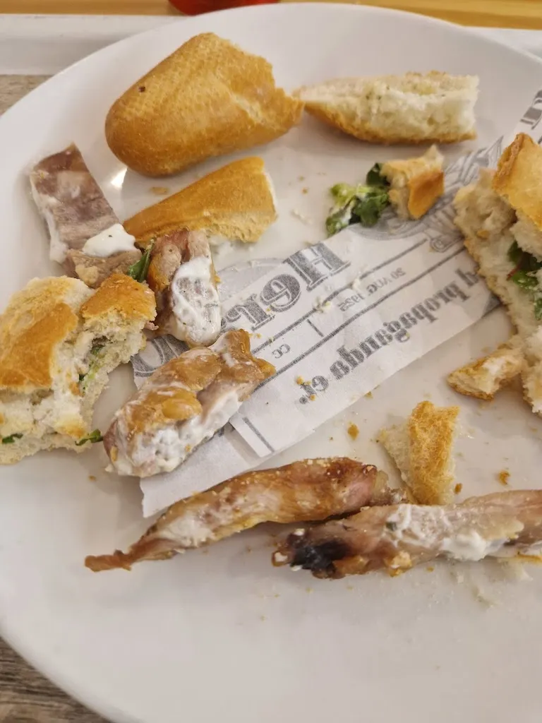 Teresa dLL_Restaurante Mediterranea/Hospital Nuestra Señora del Rosario_Rosario El_review