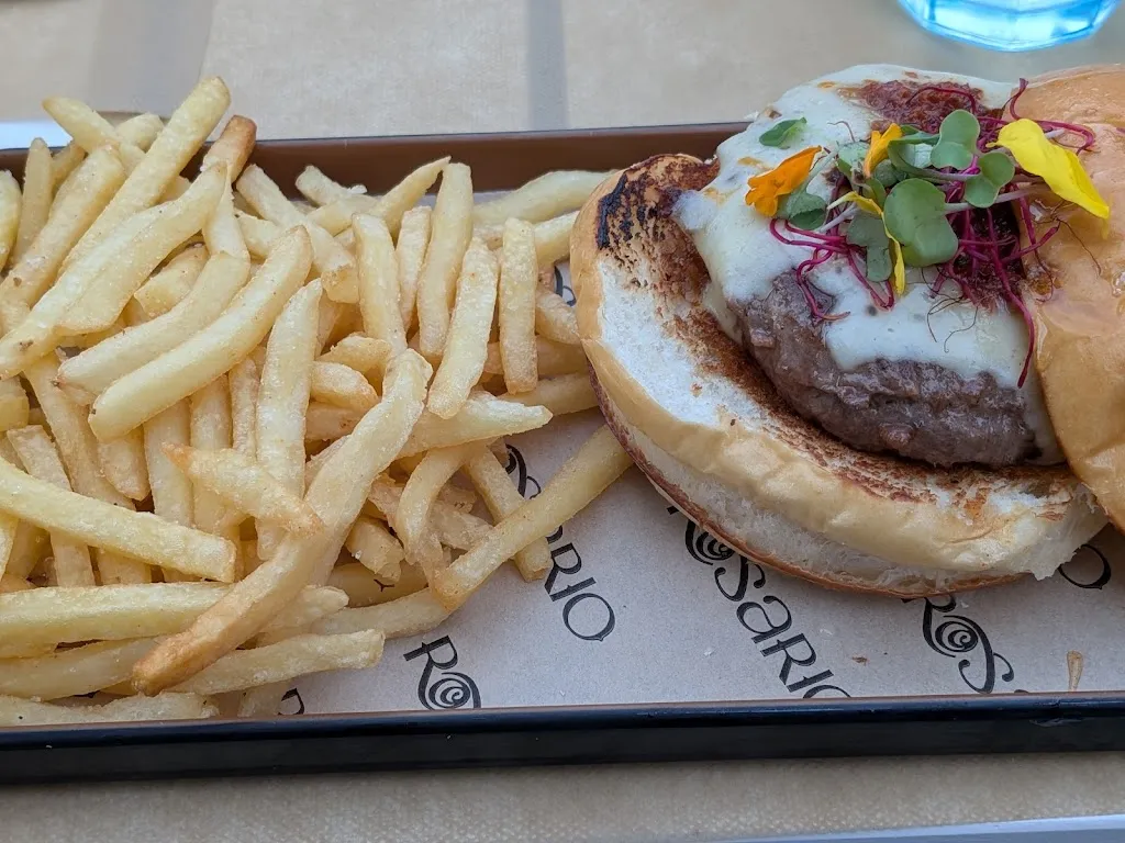 Campbell Aitken_Rosario Menorca_Rosario El_recensione