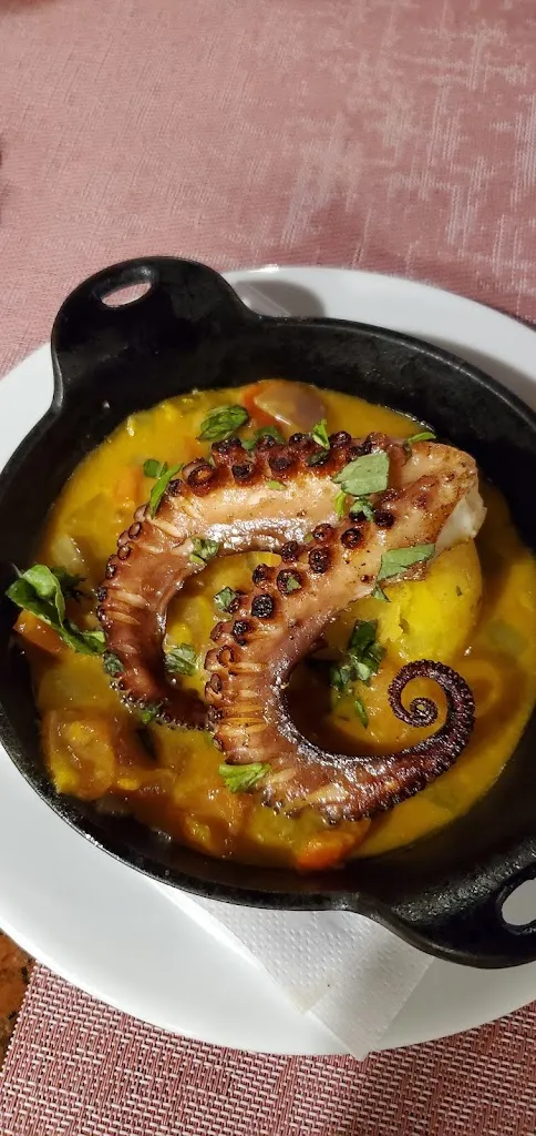 Krystina Needham_The Islander_San Andrés y Sauces_review