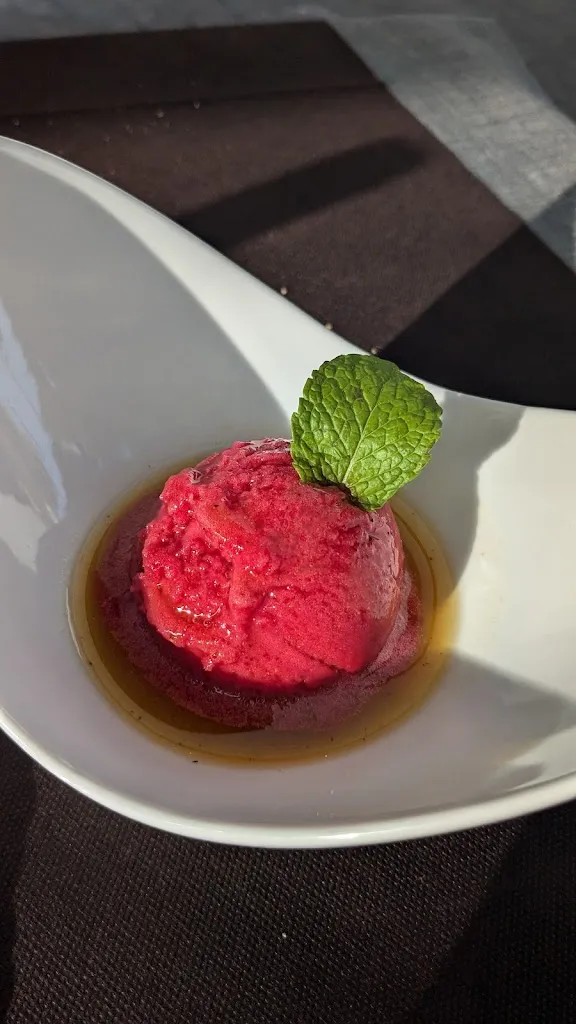 Julia G._El canal_San Andrés y Sauces_review