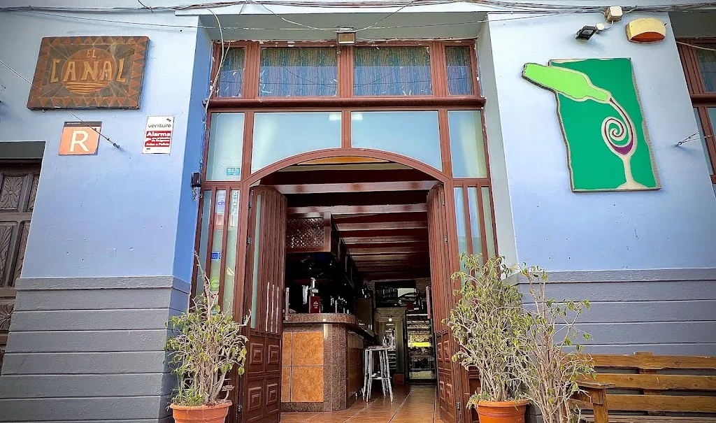 El canal restaurant in San Andrés y Sauces