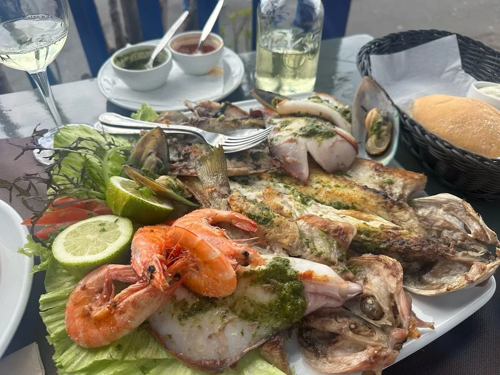 Maksim Shangichev_Restaurante Mesón del Mar_San Andrés y Sauces_review