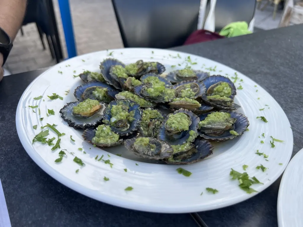 Teodora Murăreanu_Restaurante Rompecabos_San Andrés y Sauces_review