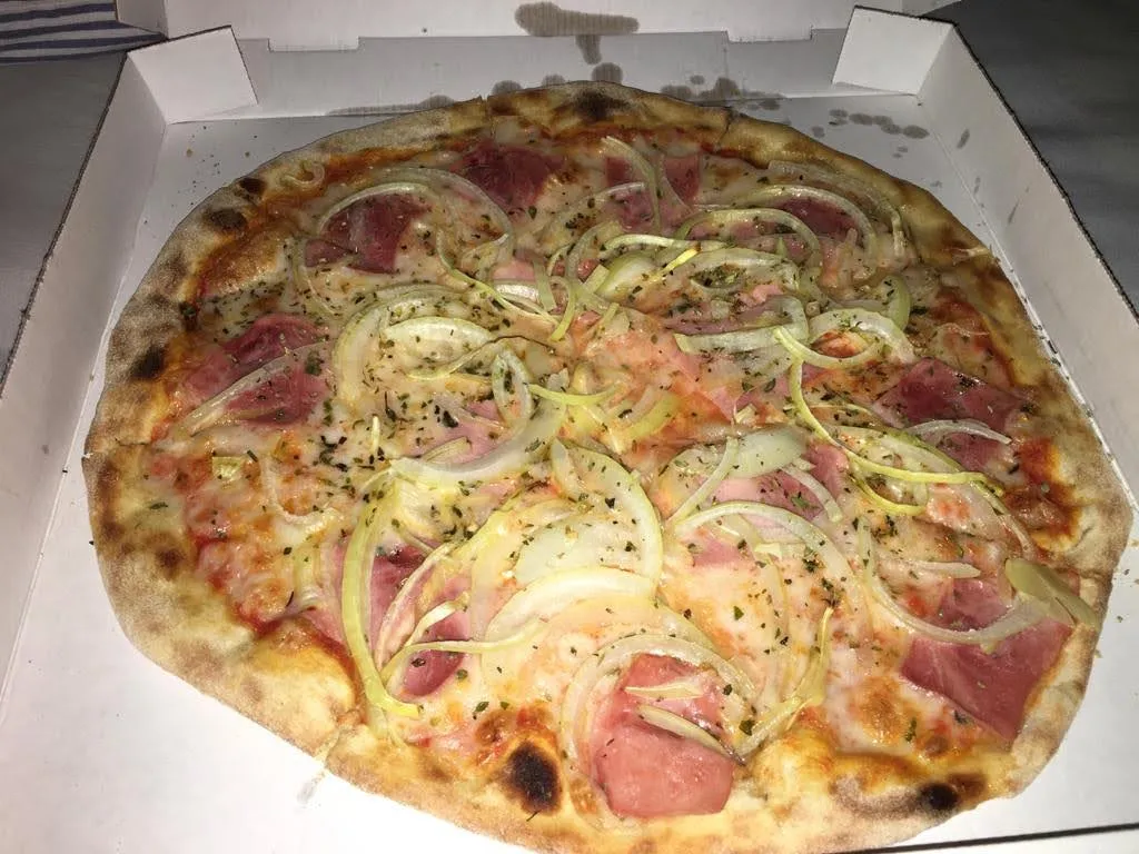 Dave Travolta (Socialeon)_Pizzería La Italiana_San Juan de la Rambla_review