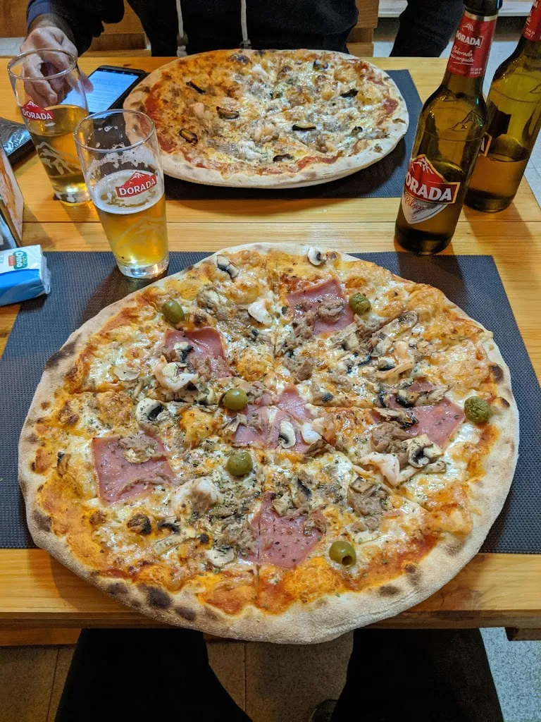 Giovanni Franco (GiovFranco)_Pizzería La Italiana_San Juan de la Rambla_review