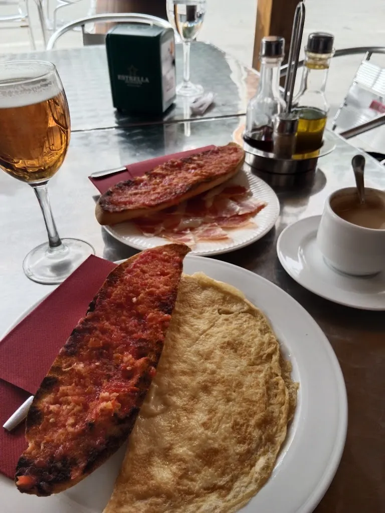 Bar Lil Chorizo_Bacares_slider_image_3