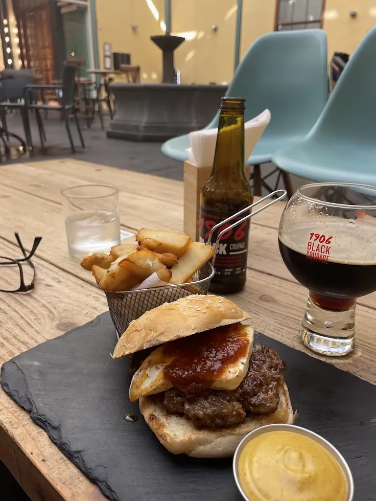 Joey Collazo_La Bourmet_San Cristóbal de La Laguna_review