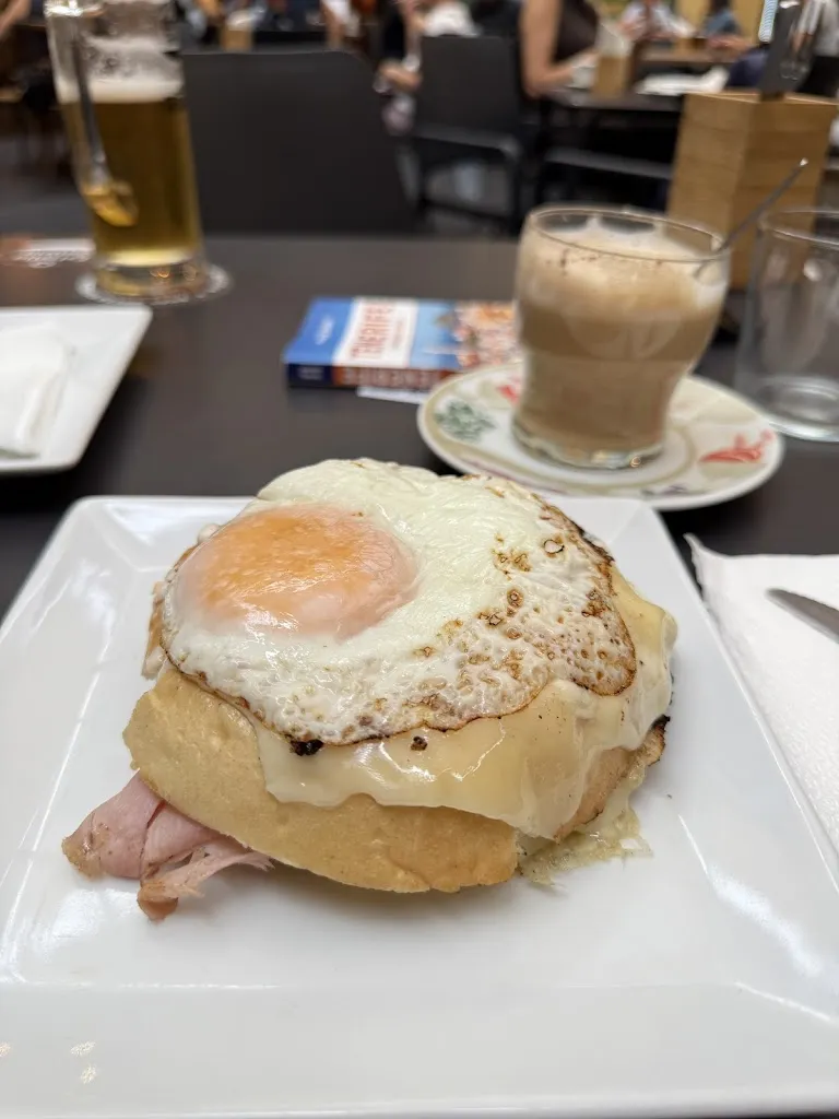 Lexi T_La Bourmet_San Cristóbal de La Laguna_review