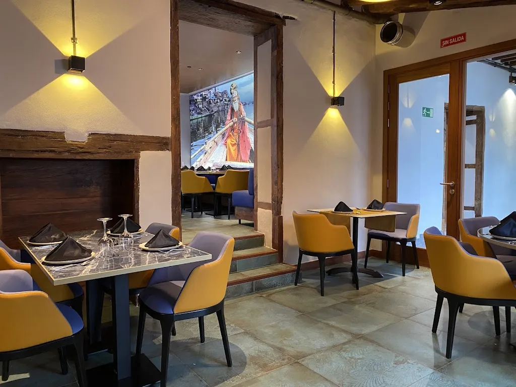 Delhi Darbar restaurant in San Cristóbal de La Laguna