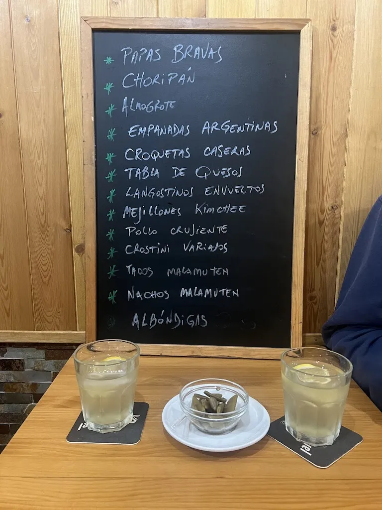 Menu_Malamuten Bar_San Cristóbal de La Laguna_immagine_3