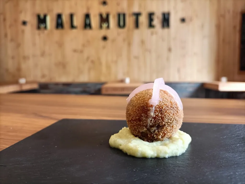 Malamuten Bar_San Cristóbal de La Laguna_slider_image_2