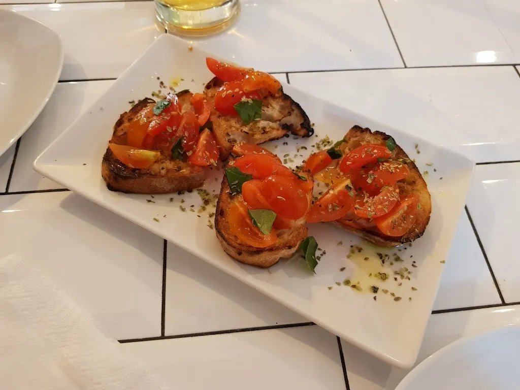 Gábor Szécsényi_Pizzería Manammè La Laguna_San Cristóbal de La Laguna_review