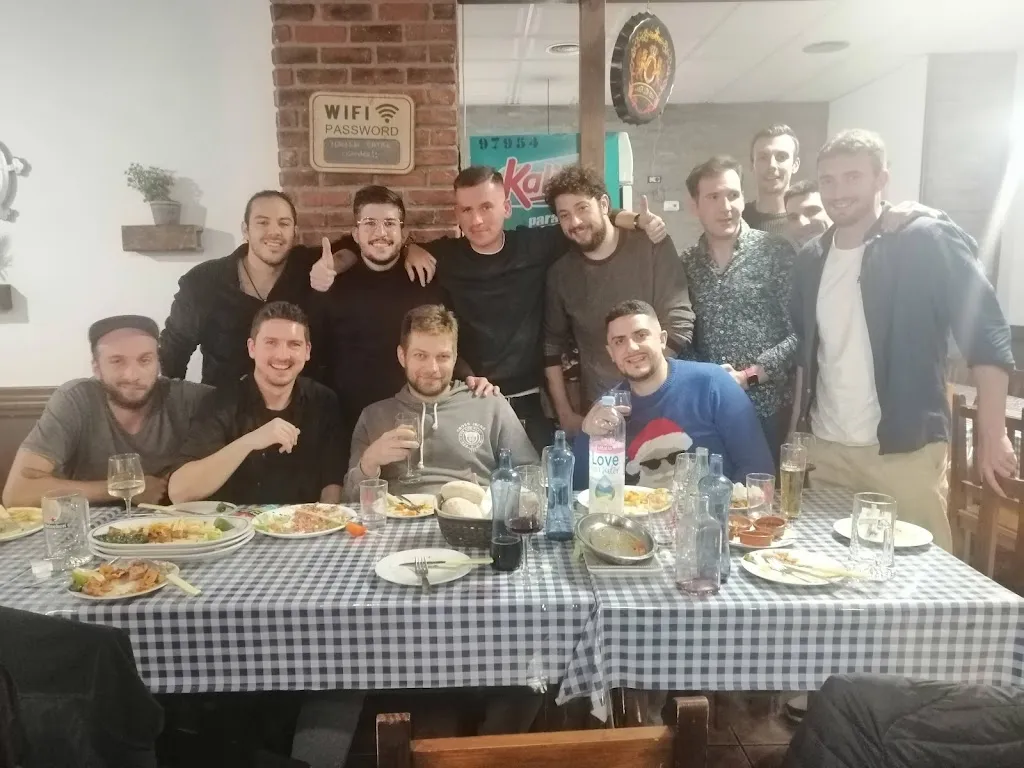 Conor Toman_Guachinche La Cueva de Casiano - La Laguna_San Cristóbal de La Laguna_review