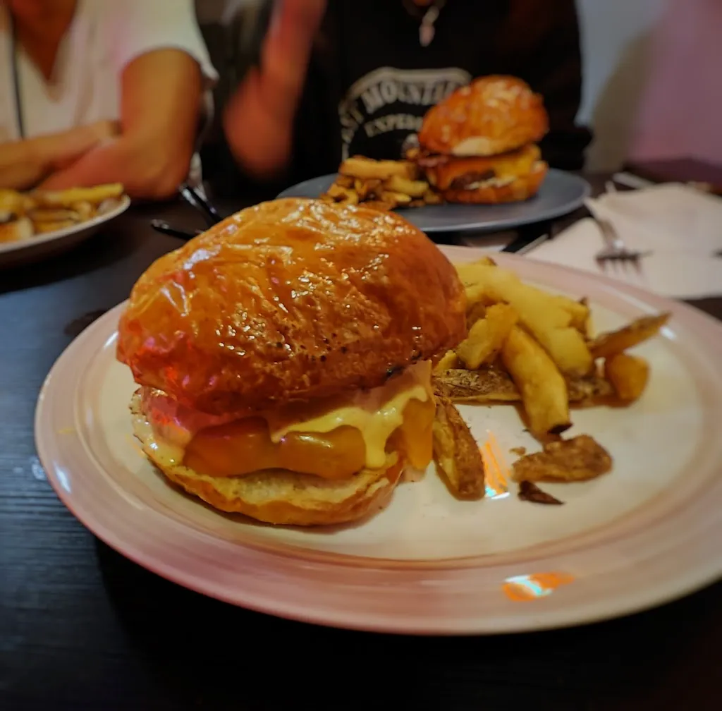 Pedro Falcon_EstaRico La Laguna_San Cristóbal de La Laguna_recensione