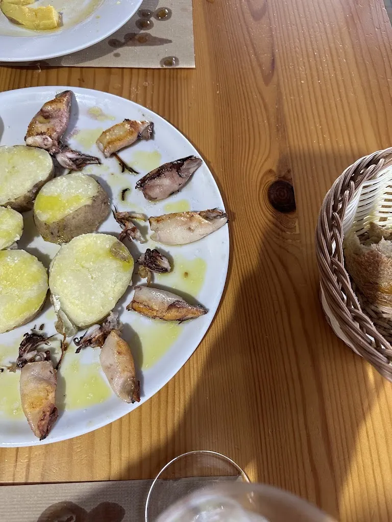 Miki Borr_Bar O Cuberto_Carnota_review