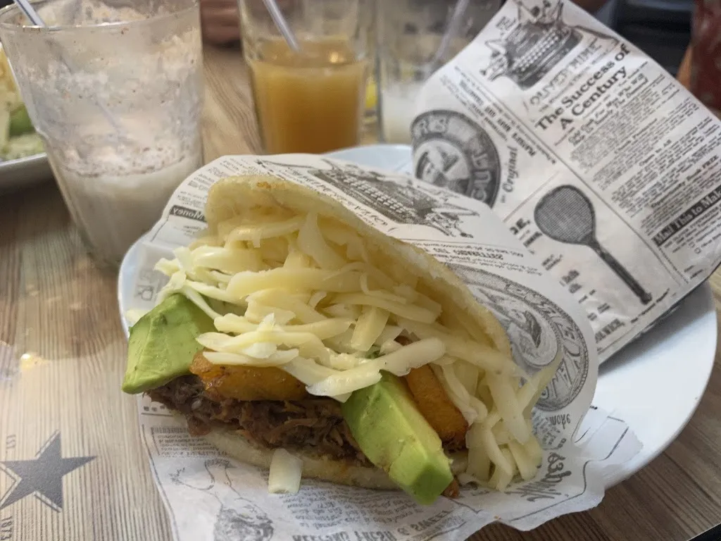 Roxana Maria Pușcaș _Naguara Grilled Arepas La Laguna_San Cristóbal de La Laguna_review