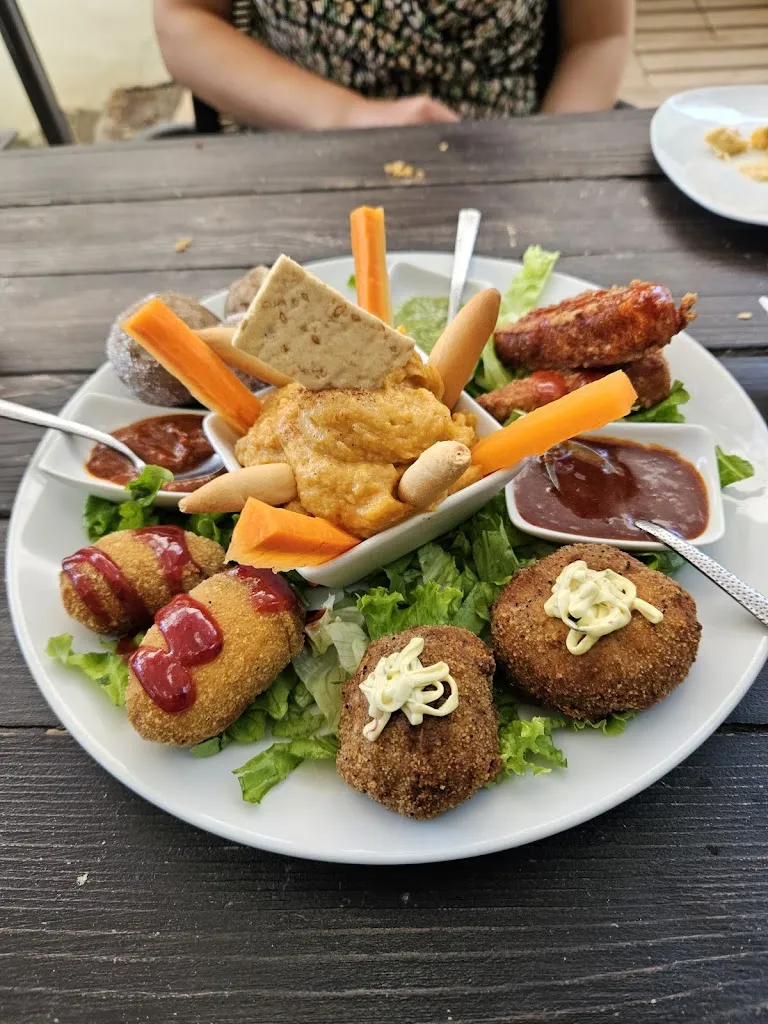 Márton Gönczy_Restaurante 