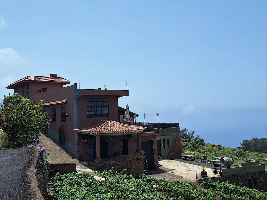 Bodegas Monje_Sauzal El_slider_image_3