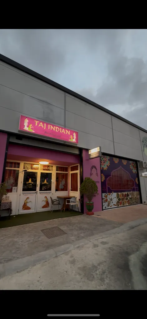 Restaurante Taj Indian_Arboleas_slider_image_1