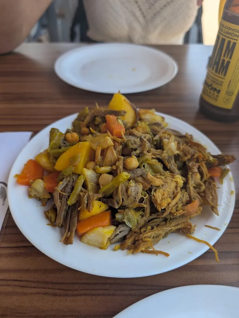 Cris Isambertt_Bar Restaurante Tochi_Tacoronte_review