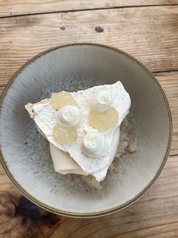 Jara Larissa_Re-Belle_Tazacorte_review