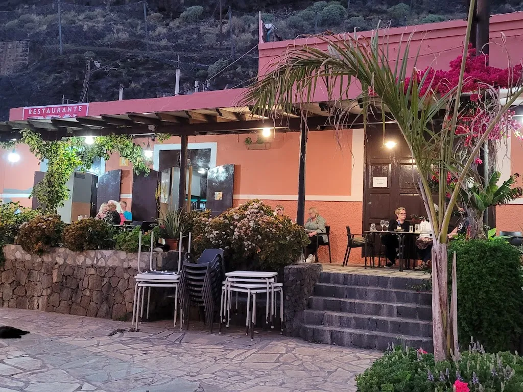 El Trébol restaurant in Tazacorte