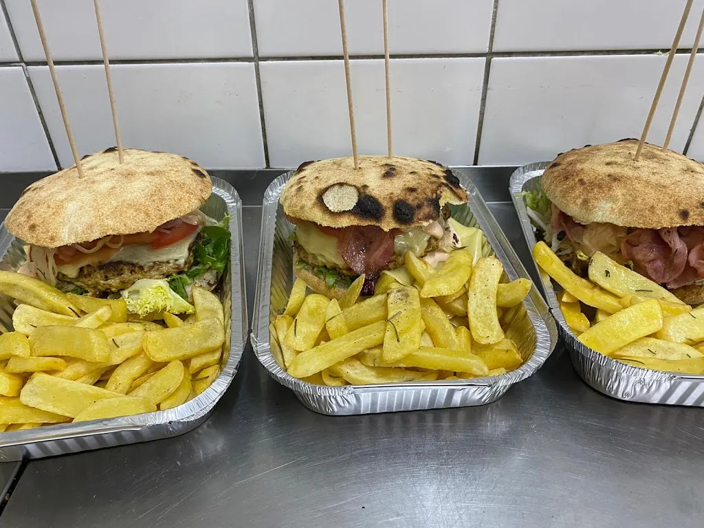 Atipico & Italiano Cafe Wine Bar_Tazacorte_slider_image_3