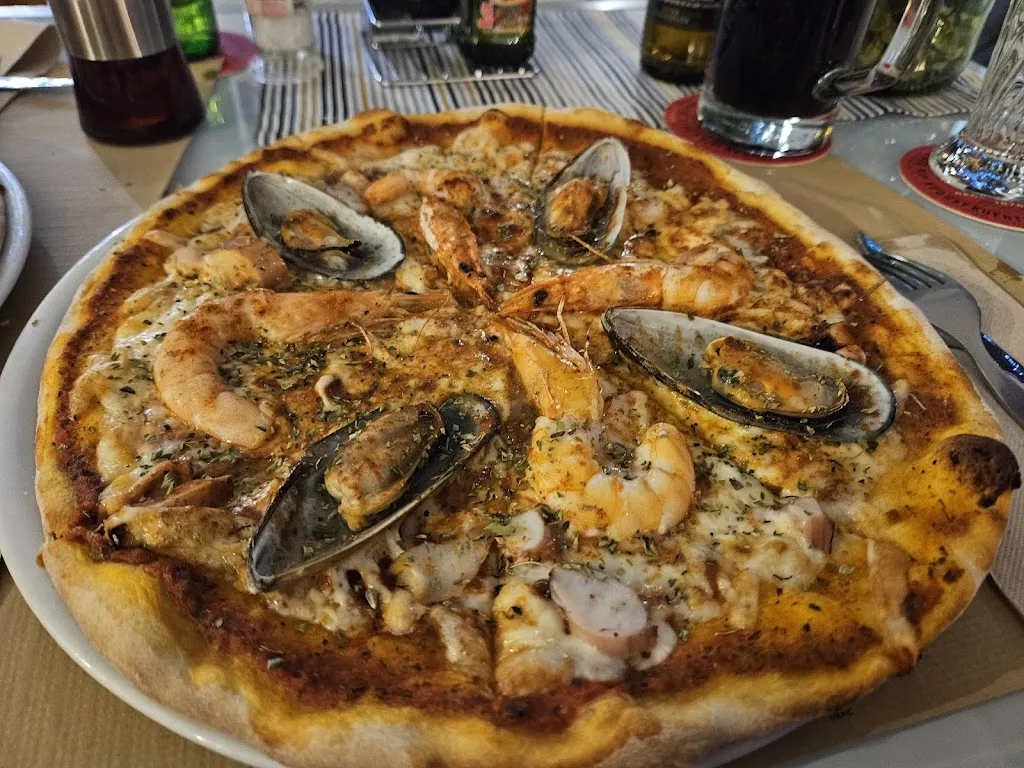 Pizzeria La Fuente_Tijarafe_slider_image_2