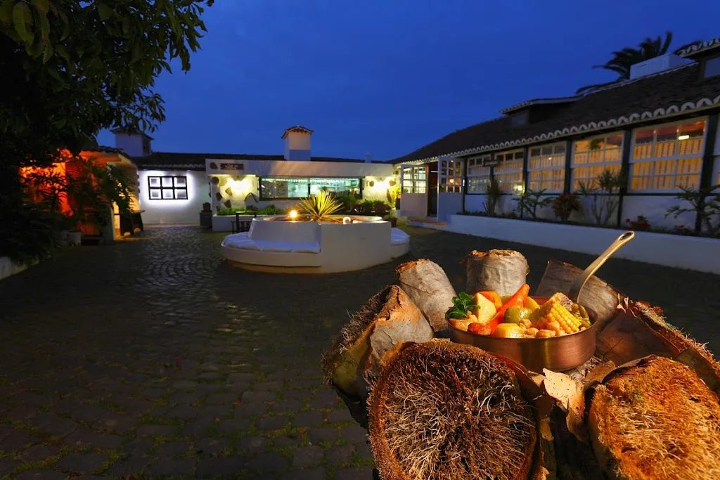 Mesón El Drago_Tegueste_slider_image_3