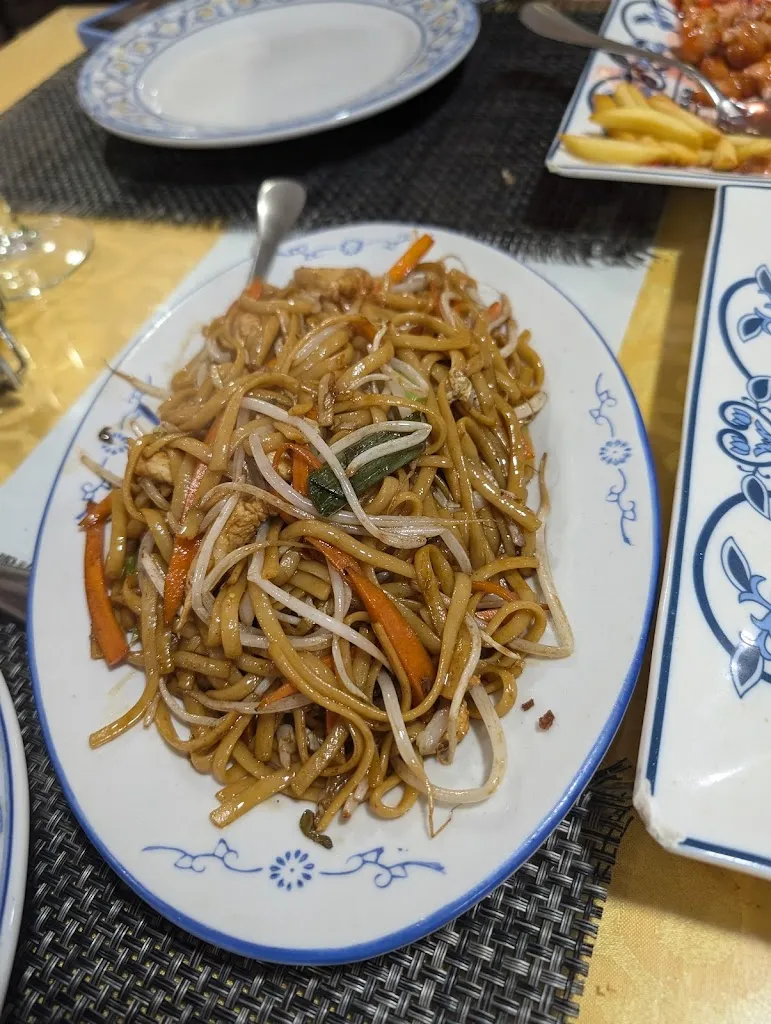 Peter Allitt_Happy Garden_Arboleas_review