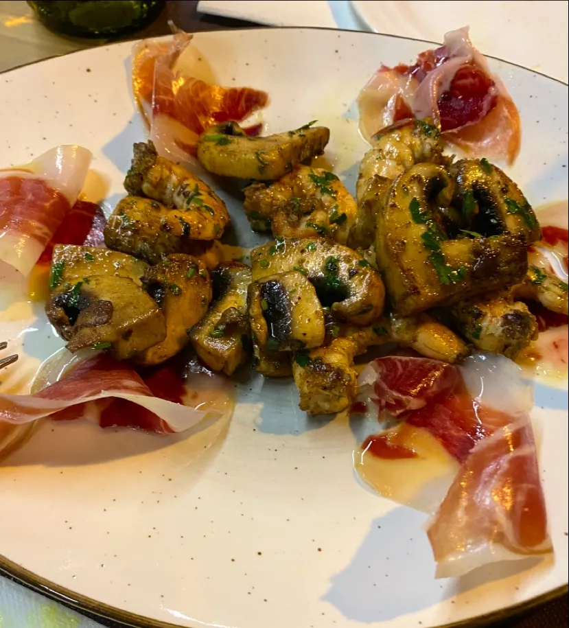 Delia Sirbu_Tasca Los Corazones_Tegueste_review