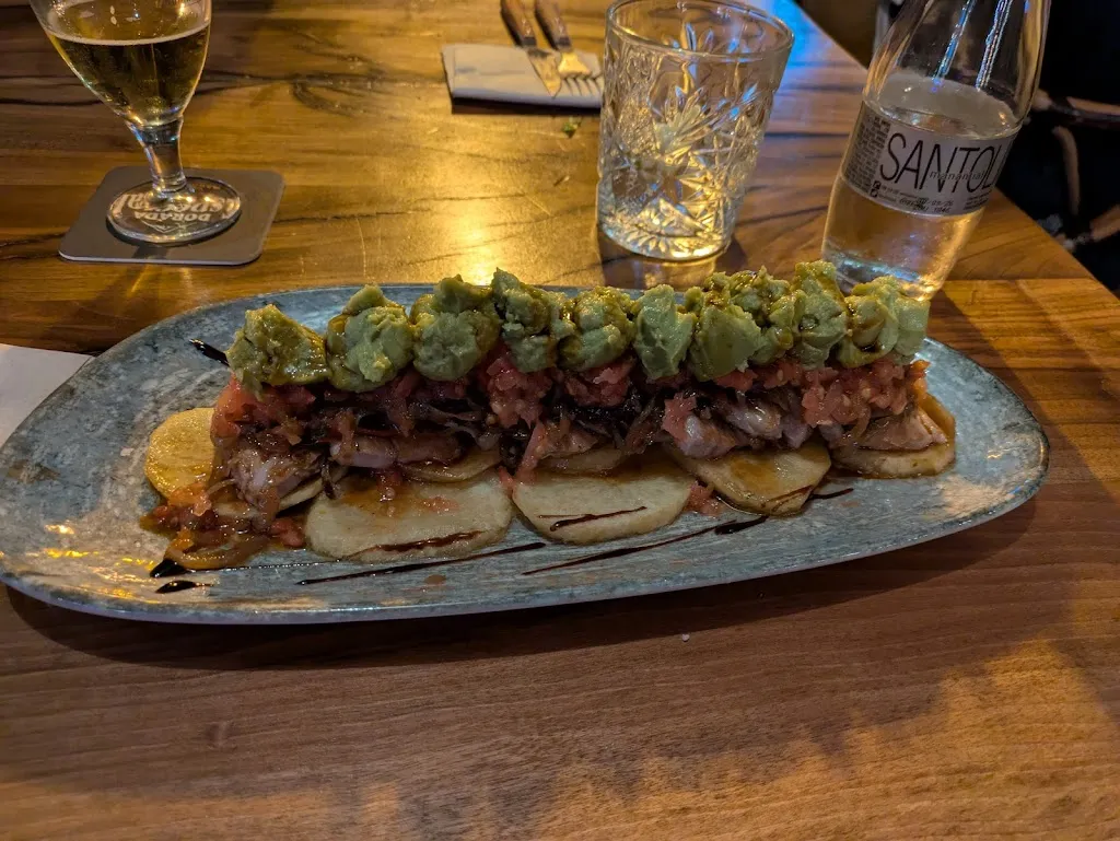 Seri Frumkin_Abisinia_Valle Gran Rey_review