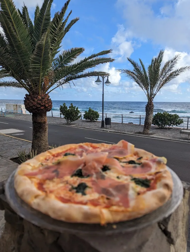 Semmy De Nada_Pizzería Sal & Pimienta_Valle Gran Rey_review