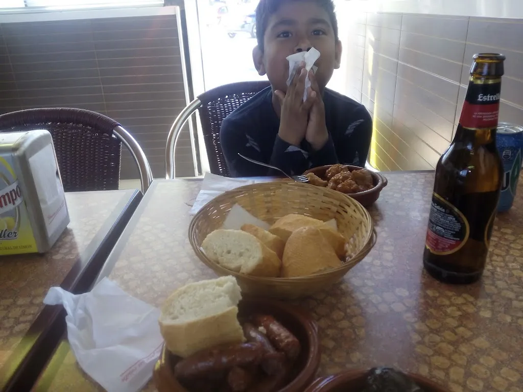 Menu_Bar Gasolinera Los Llanos_Arboleas_image_8