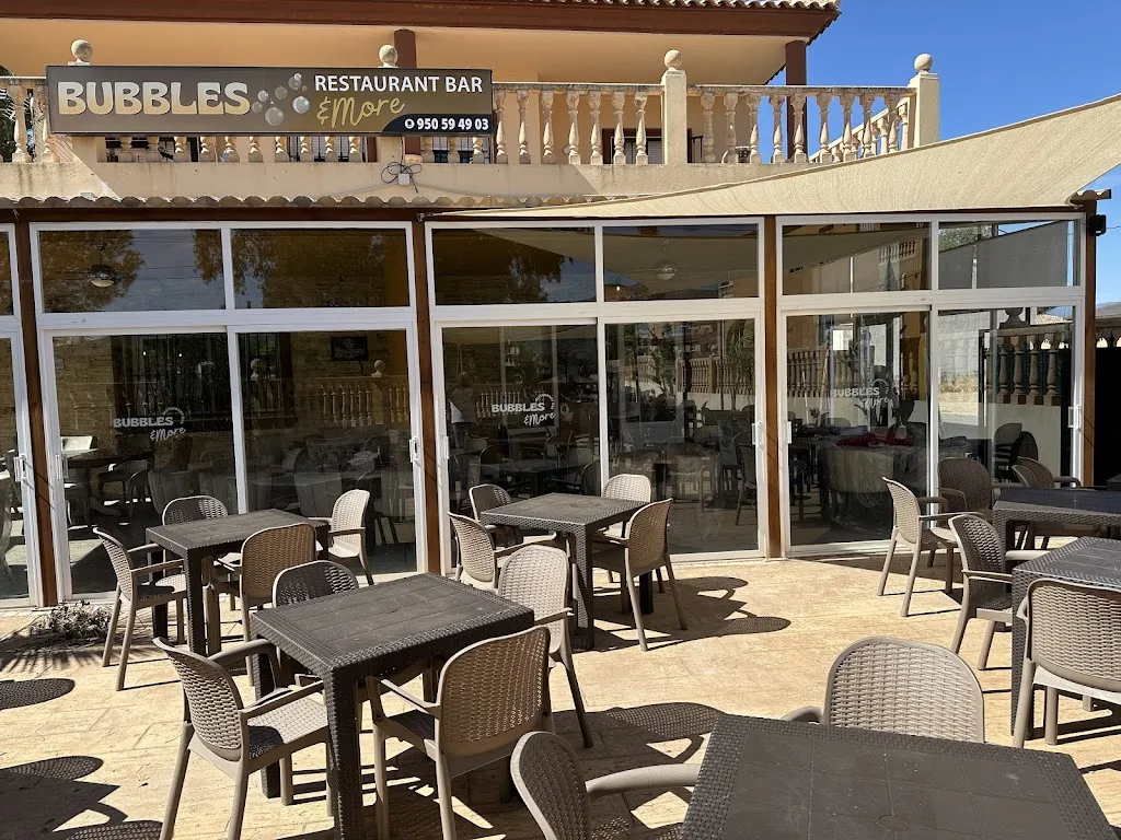 Bubbles & More restaurant in Arboleas