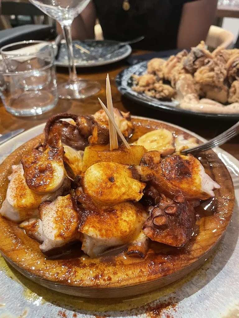 Ana Matti_Picholeiros_Valverde_review