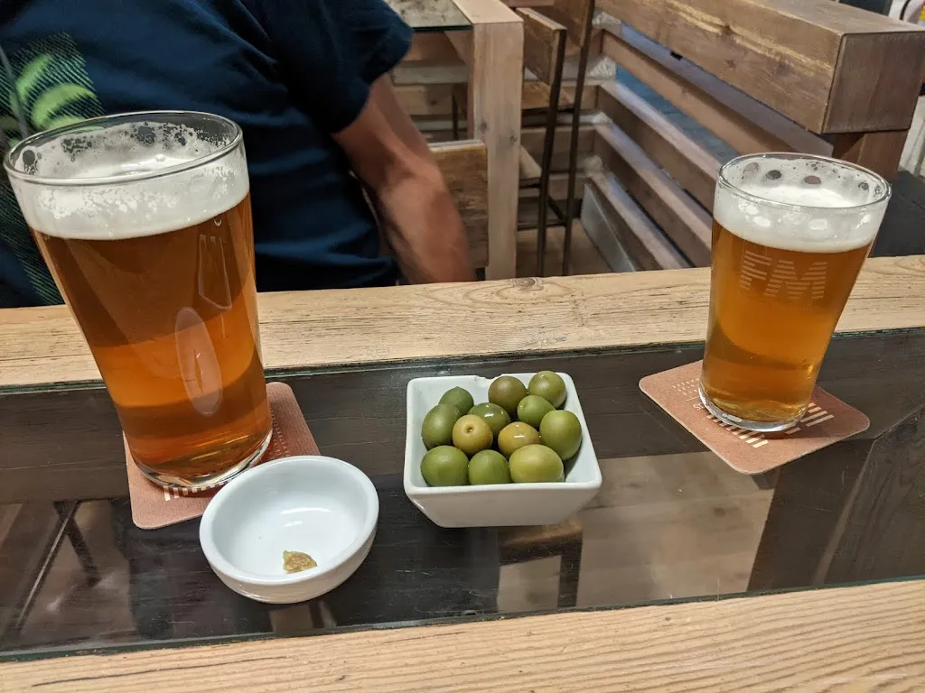 Phillip Dirks_Fábrica Excepcional - Cervecería_Valverde_review