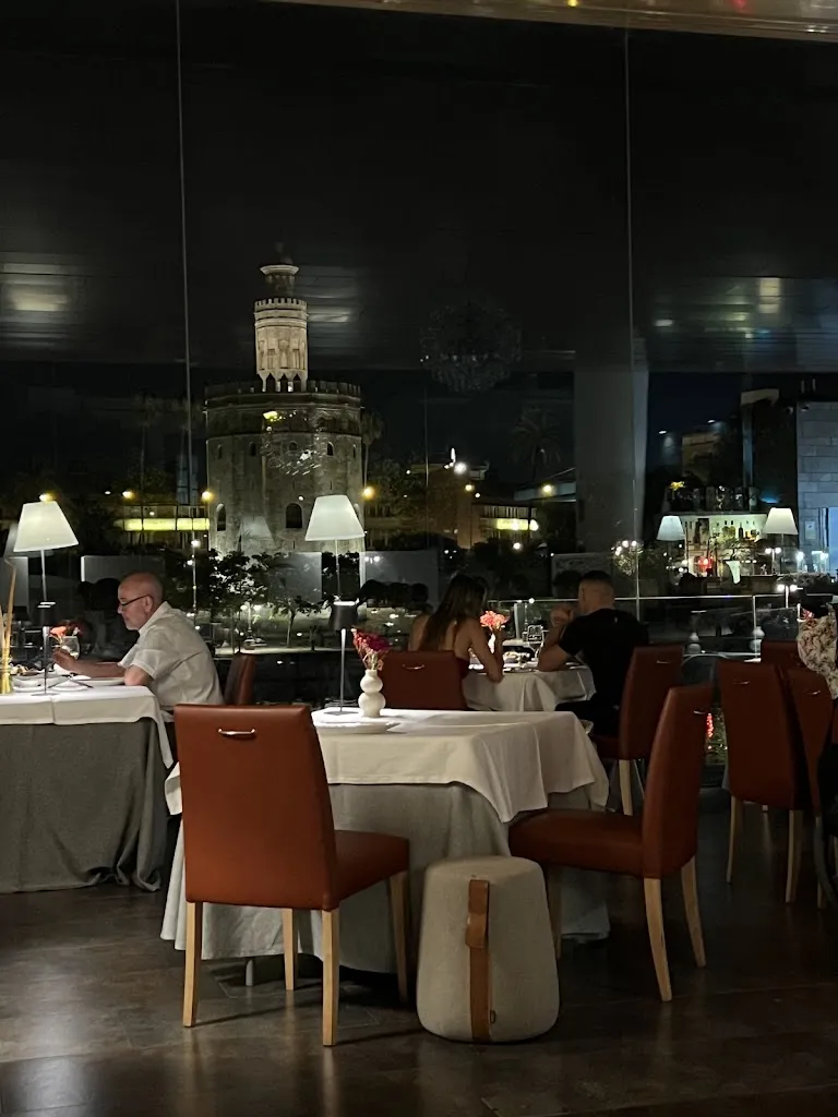 Abades Triana Restaurante_Abades_slider_image_3