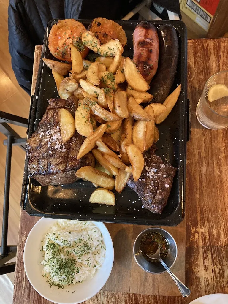 Ksenia Fedotova_Prost Fuego&Carbón_Vallehermoso_recensione