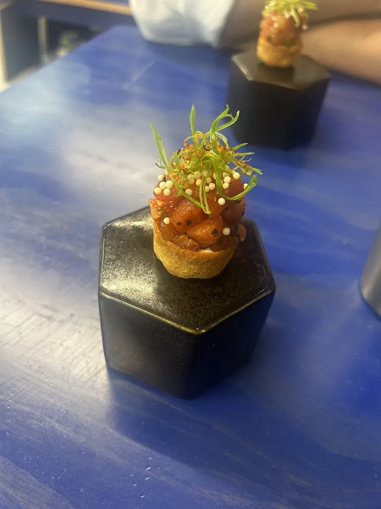 afnan fandi_Krudo Raw Bar_Vallehermoso_review