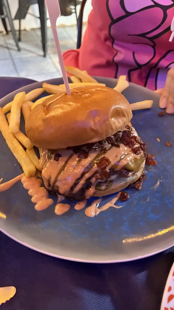 jose ramon_Bar Ladis_Aguilafuente_recensione