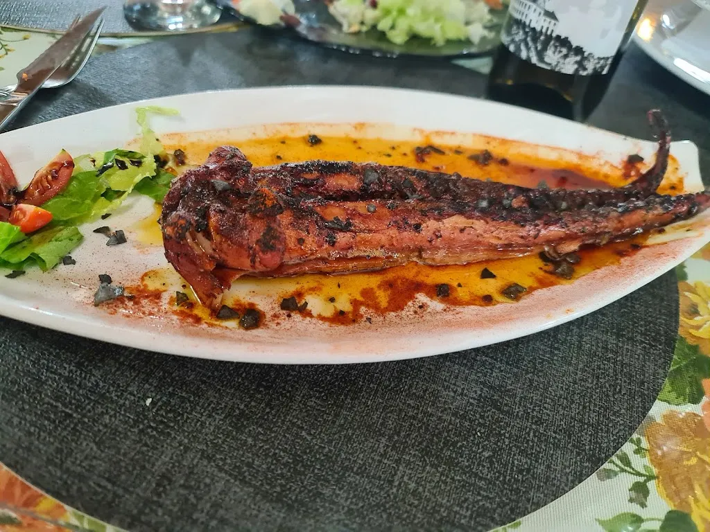 Rebeca Bents-Martin_El Castillo_Arboleas_recensione