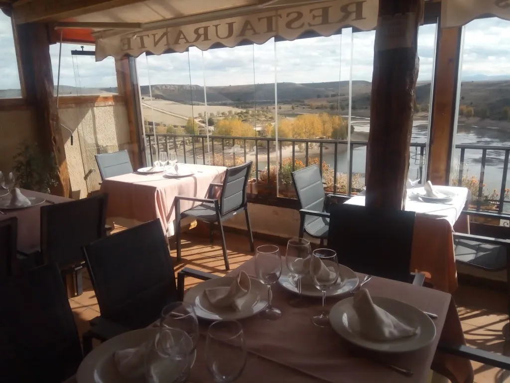 Mirador de los Templarios_Alconada de Maderuelo_slider_image_1